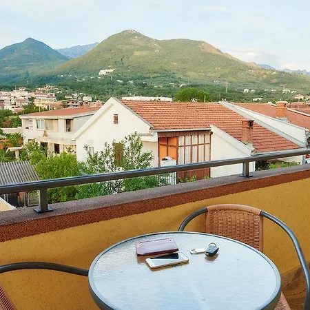 Apartments Villa Fourtuna Bar Dış mekan fotoğraf
