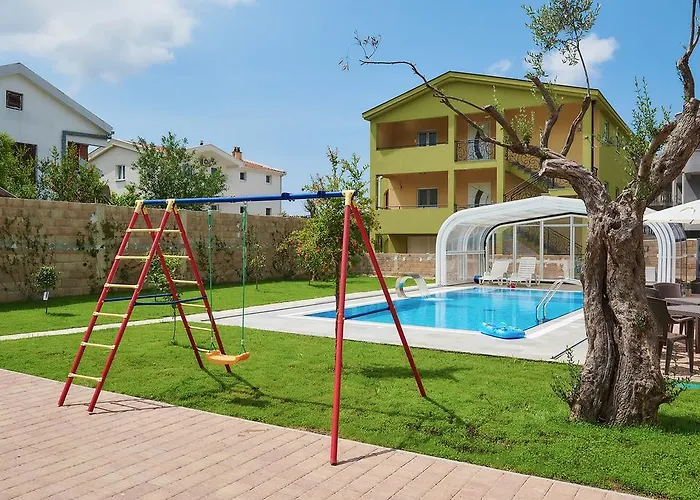Apartments Villa Fourtuna